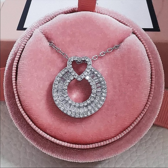 New Women’s Set Diamond Heart Earrings&Necklace - Picture 3 of 3